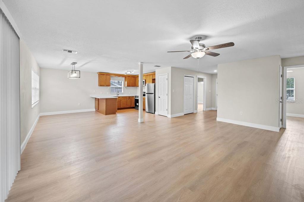 Image 4 of 28 For 4905 Toni Avenue