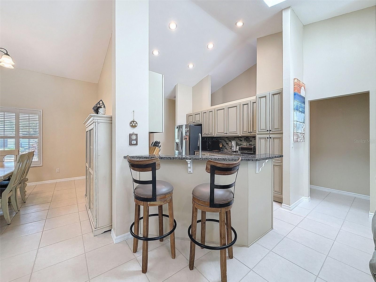 Image 15 of 80 For 1604 Gulf Beach Boulevard