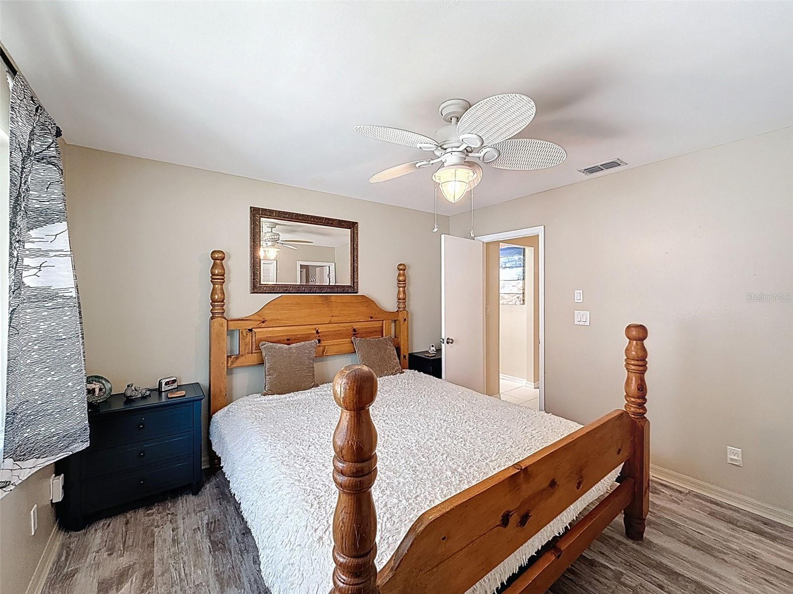 Image 35 of 80 For 1604 Gulf Beach Boulevard