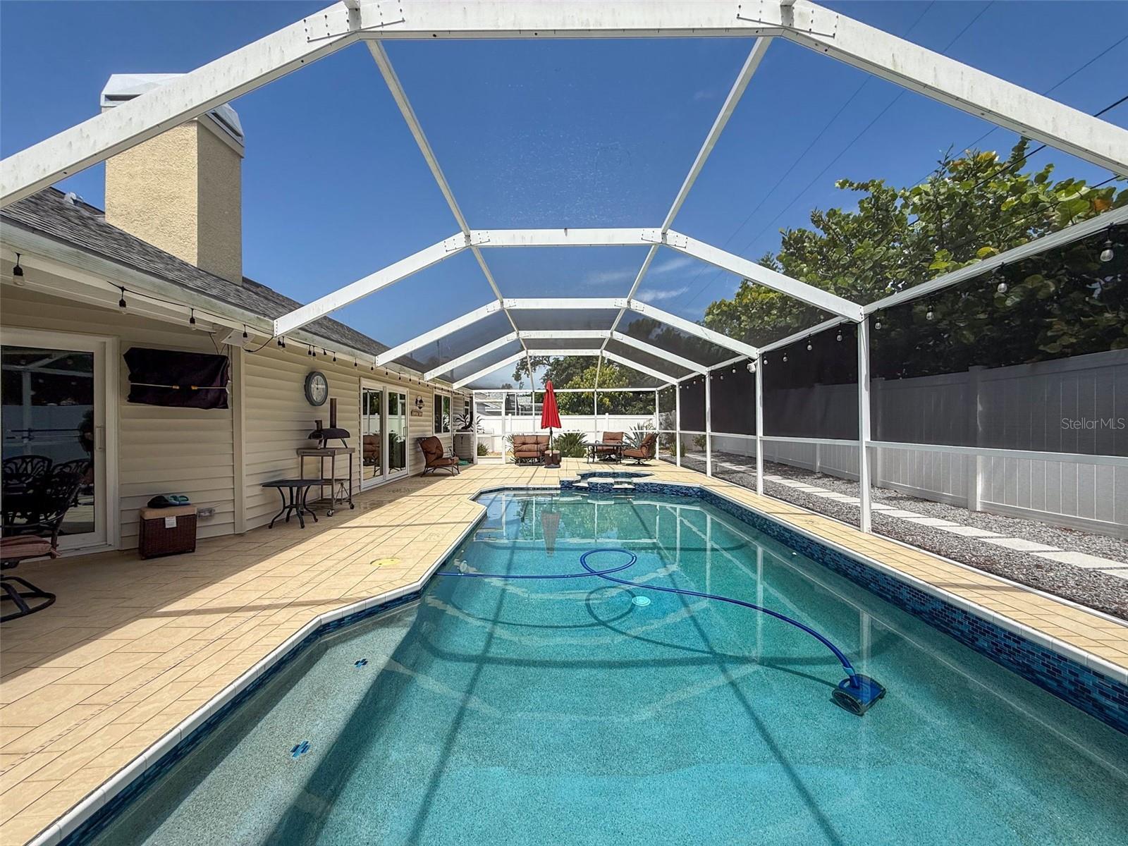 Image 49 of 80 For 1604 Gulf Beach Boulevard