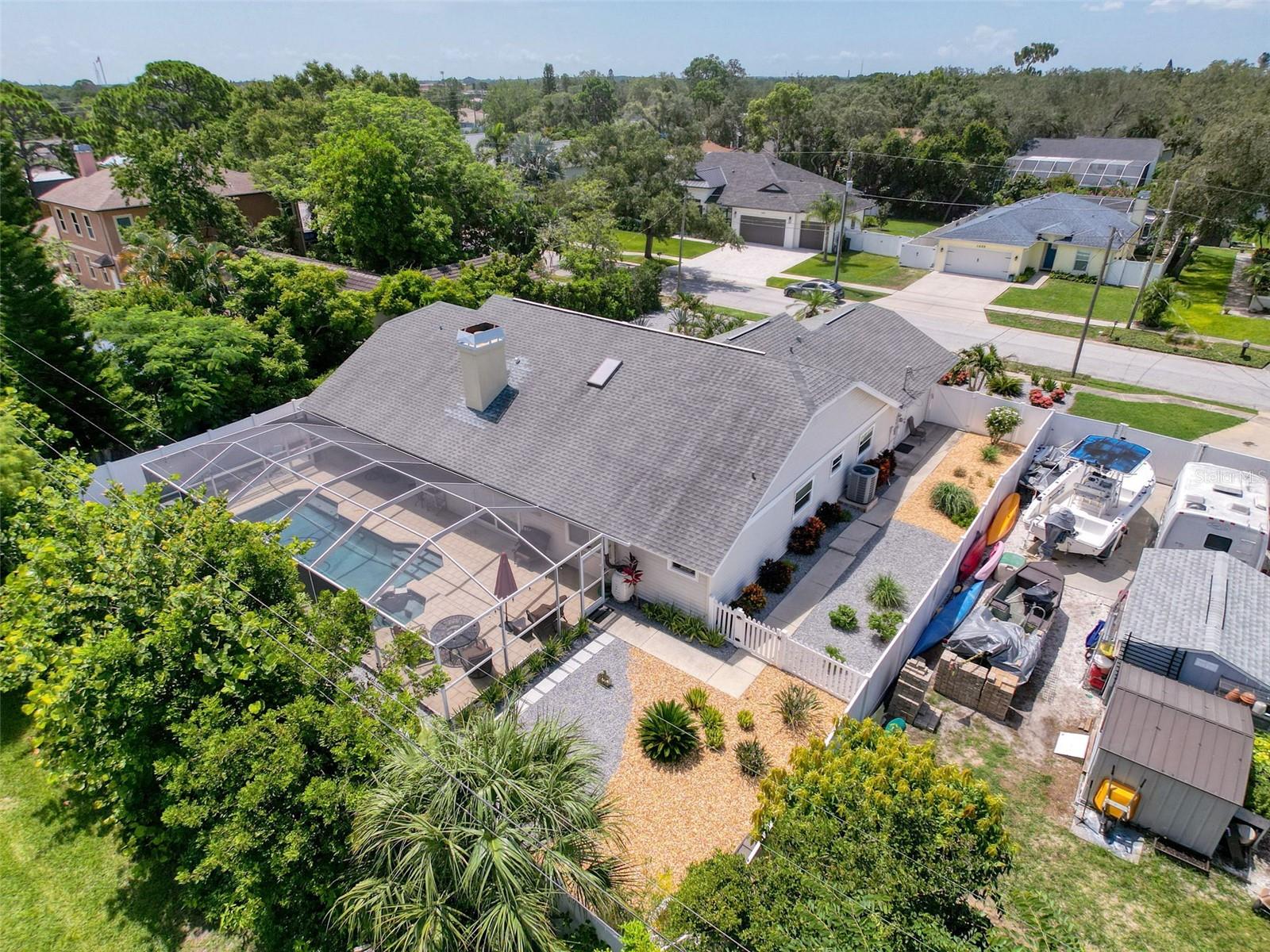 Image 65 of 80 For 1604 Gulf Beach Boulevard