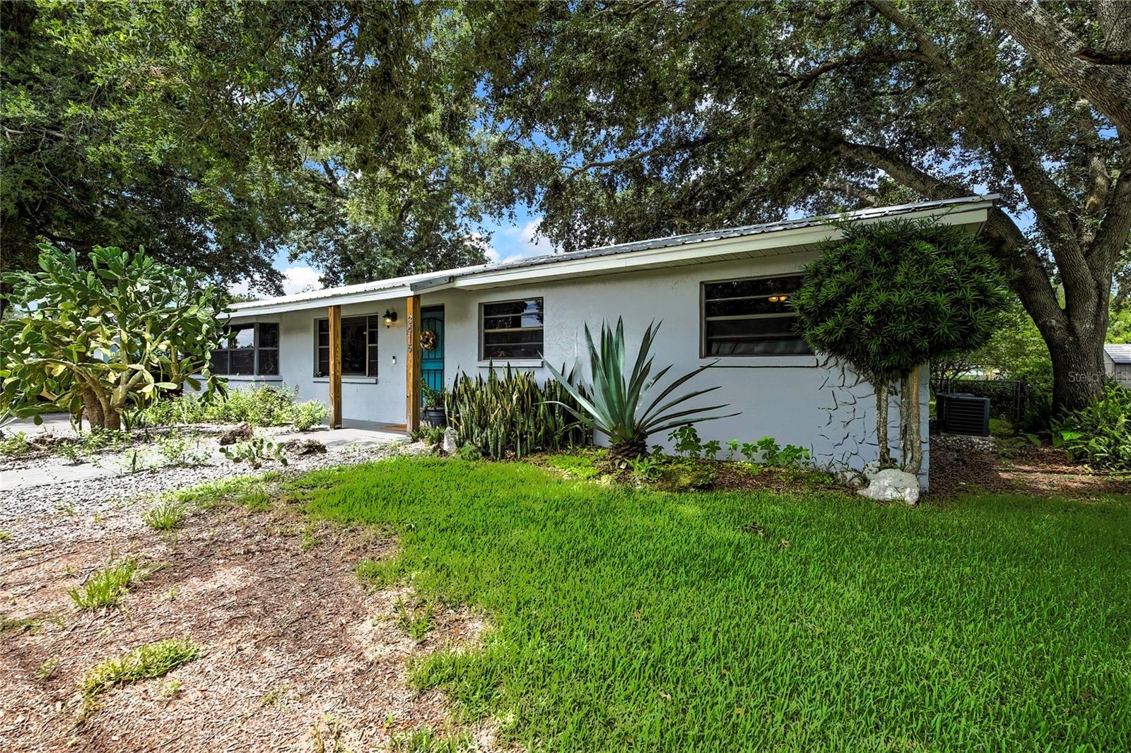 Image 17 of 57 For 3415 Riverdale Drive