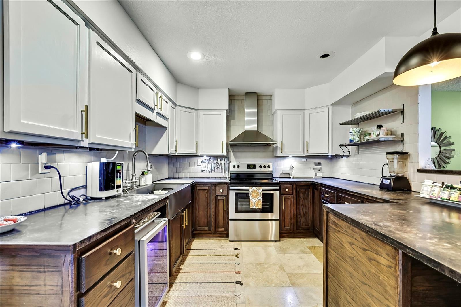 Image 31 of 57 For 3415 Riverdale Drive