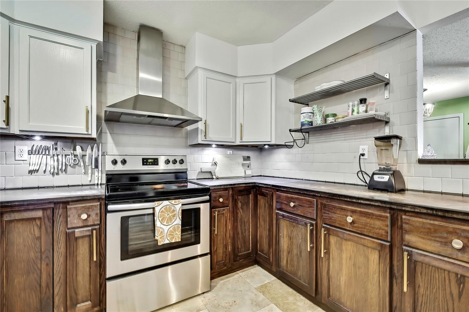 Image 33 of 57 For 3415 Riverdale Drive