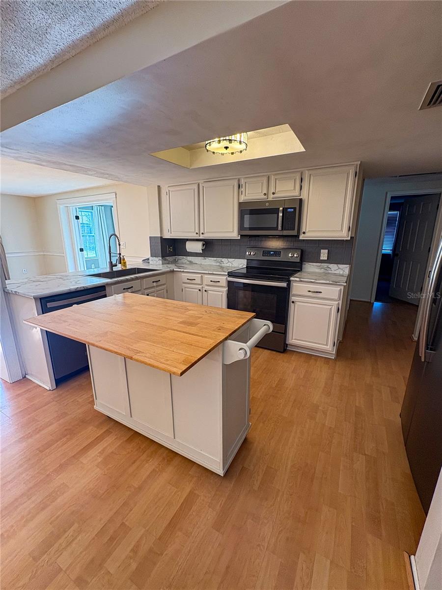 Image 6 of 52 For 3809 Saint Augustine Place