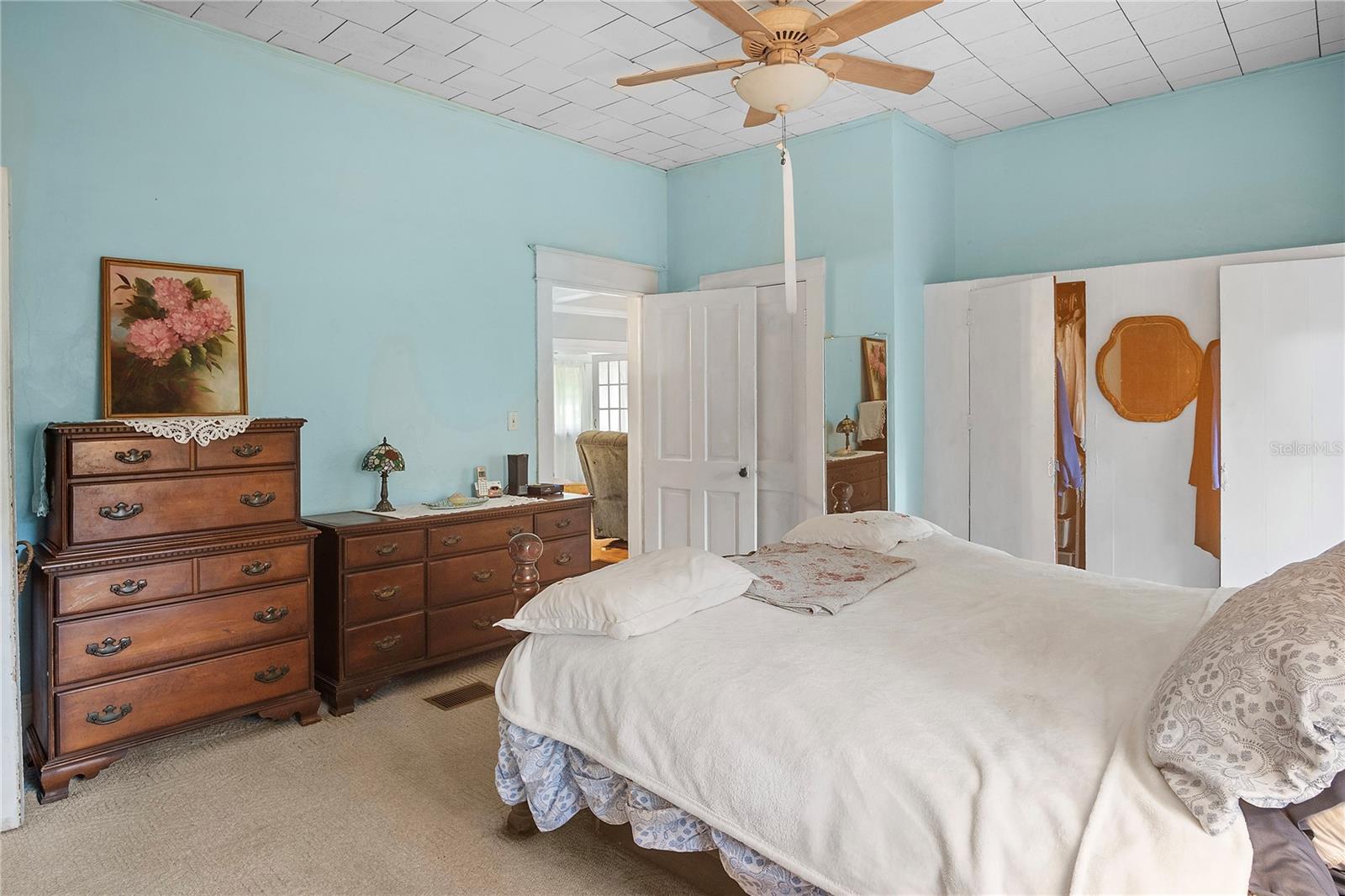 Image 15 of 35 For 408 Brooksville Avenue