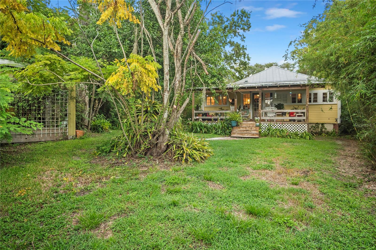 Image 31 of 35 For 408 Brooksville Avenue