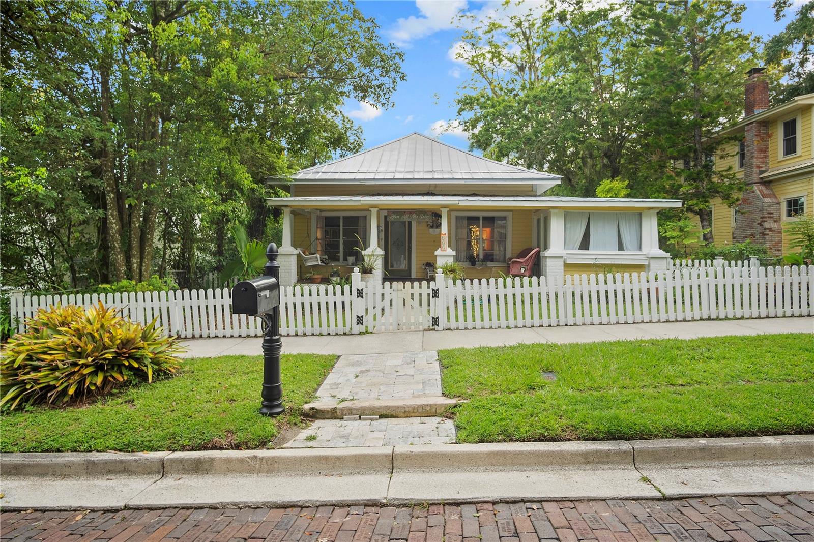 Image 35 of 35 For 408 Brooksville Avenue