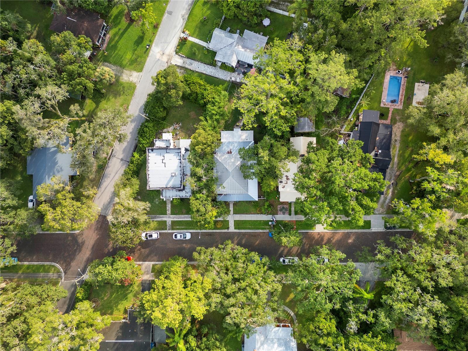 Image 7 of 35 For 408 Brooksville Avenue