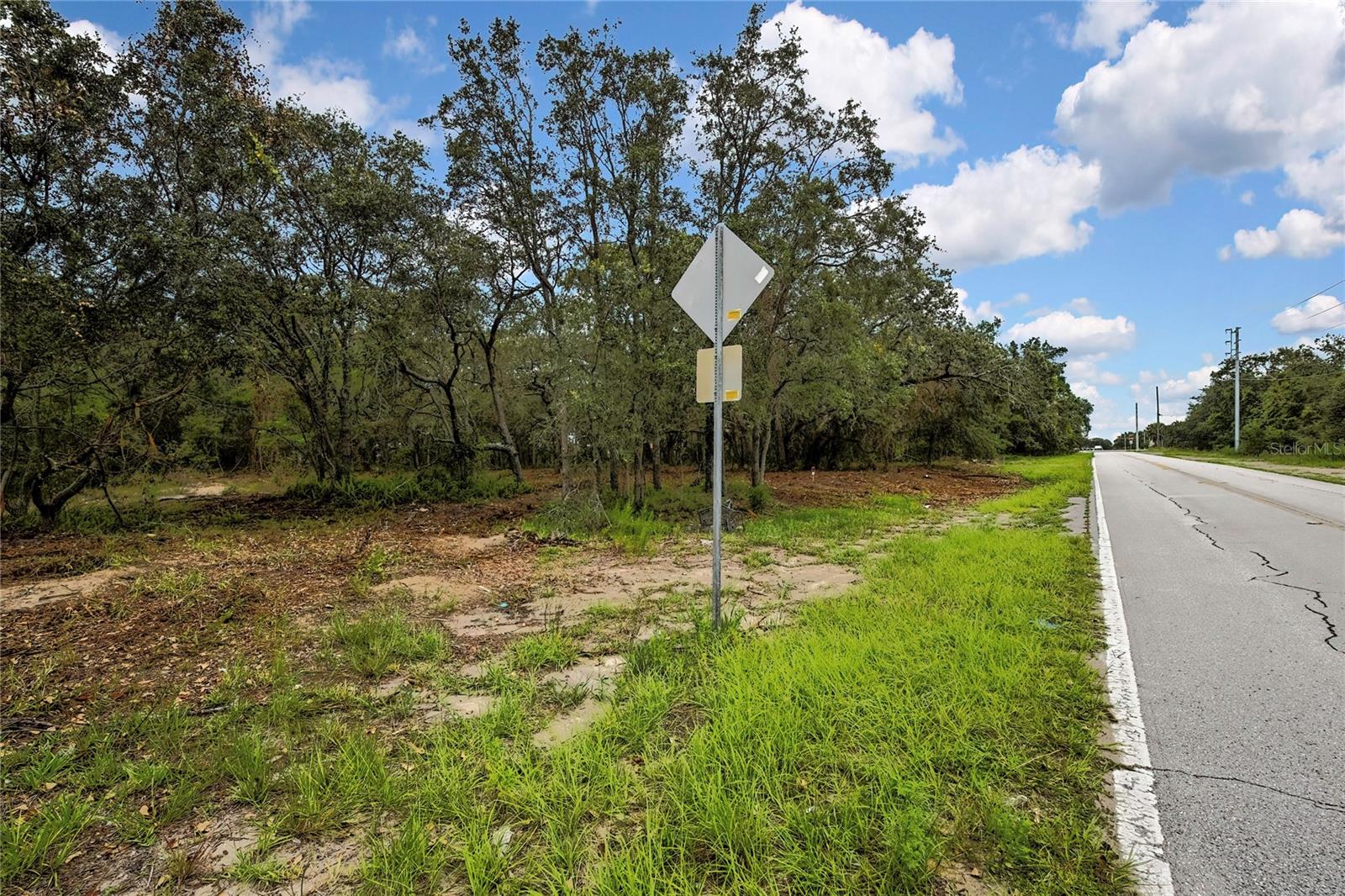 Image 13 of 17 For 18933 Old Shady Hills Road