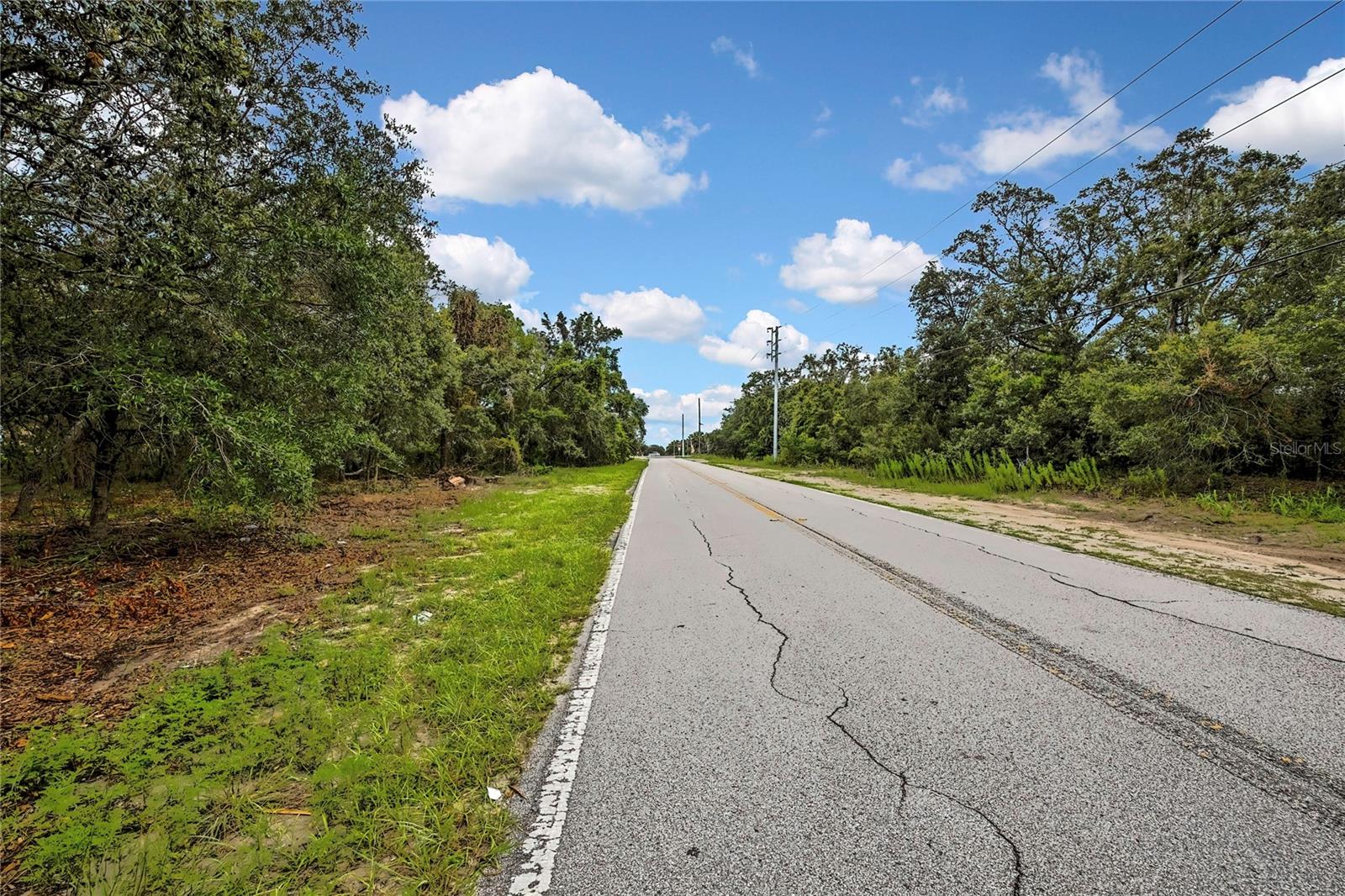 Image 14 of 17 For 18933 Old Shady Hills Road