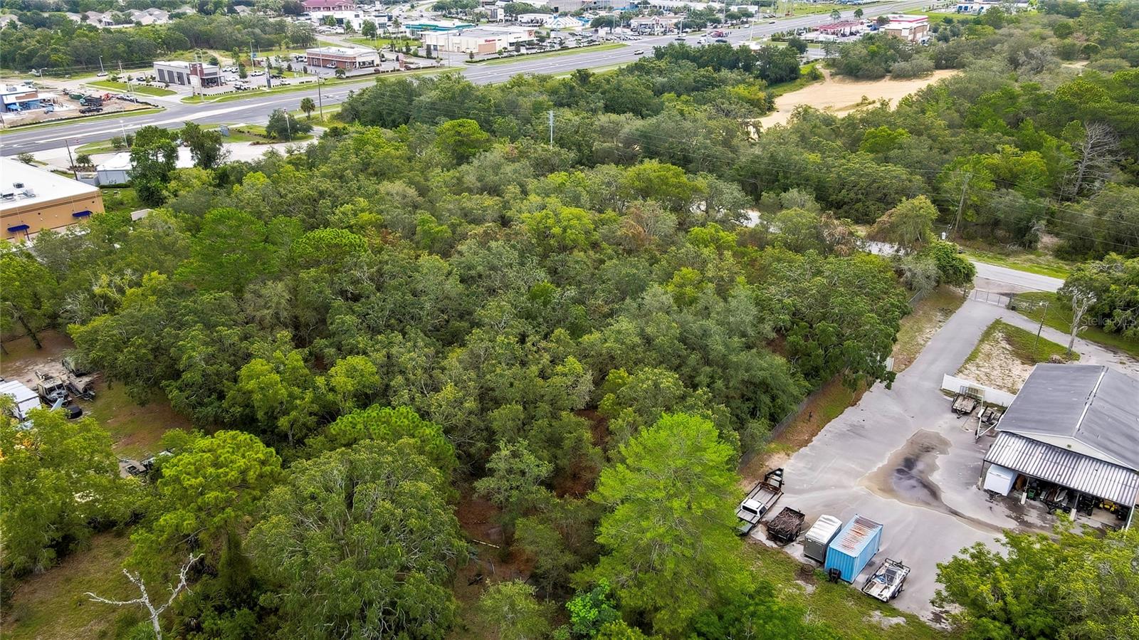 Image 6 of 17 For 18933 Old Shady Hills Road