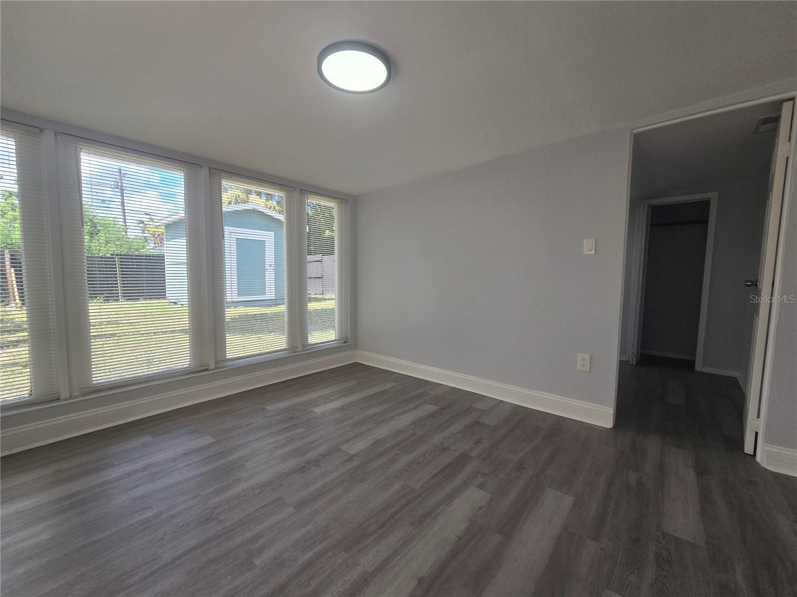 Image 14 of 31 For 6730 Sandra Drive