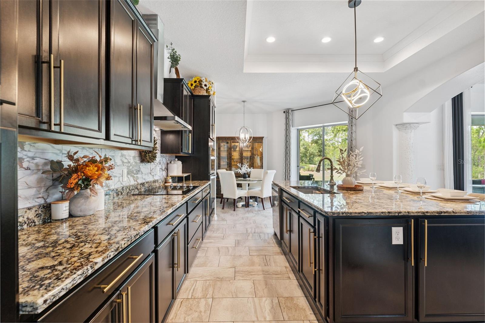 Listing photo id 23 for 18043 Palmdale Road
