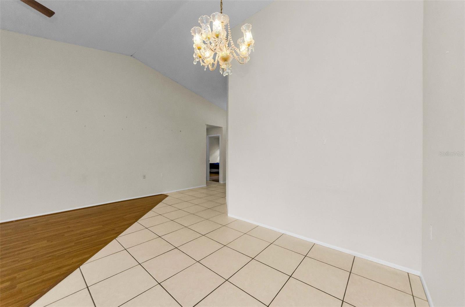 Image 15 of 60 For 9519 Scenic Pine Court