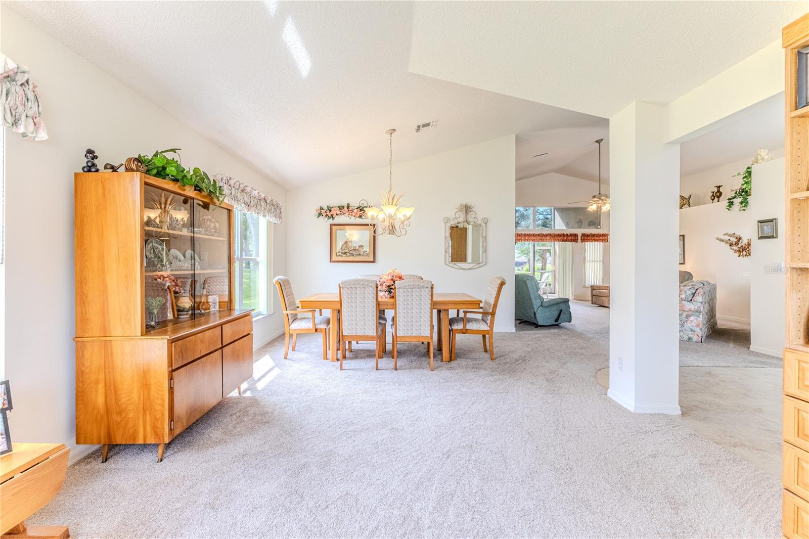 Image 11 of 51 For 464 Mistwood Court