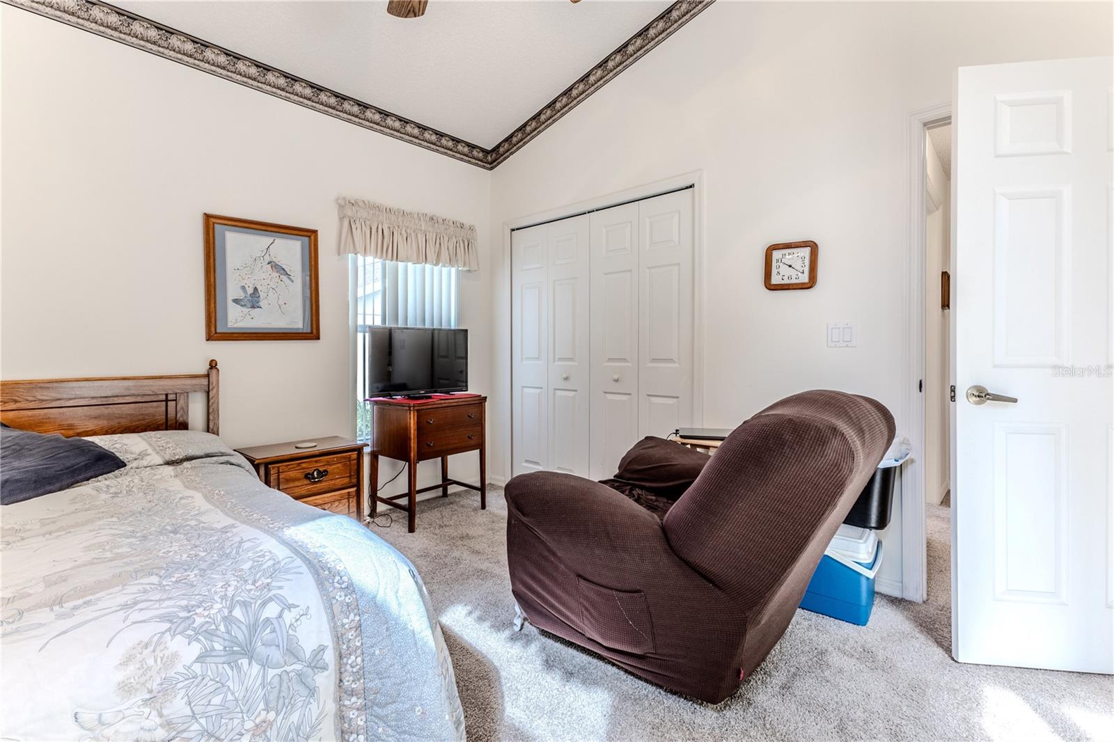 Image 34 of 51 For 464 Mistwood Court