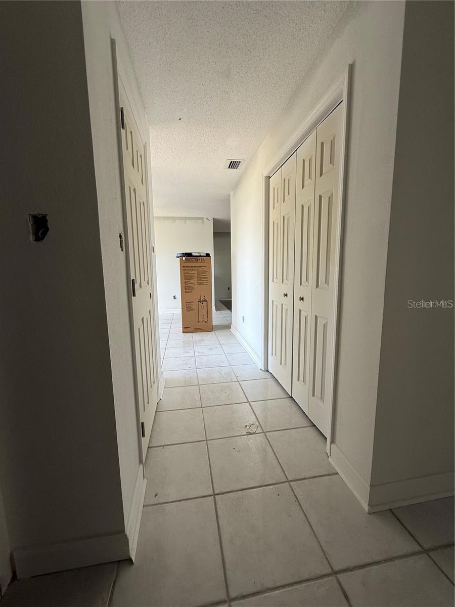 Listing photo id 20 for 11616 Kingfisher Court 180