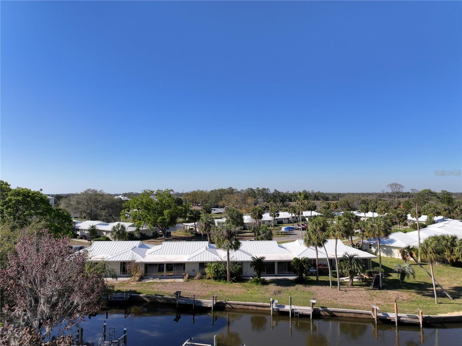 Listing photo id 25 for 11616 Kingfisher Court 180