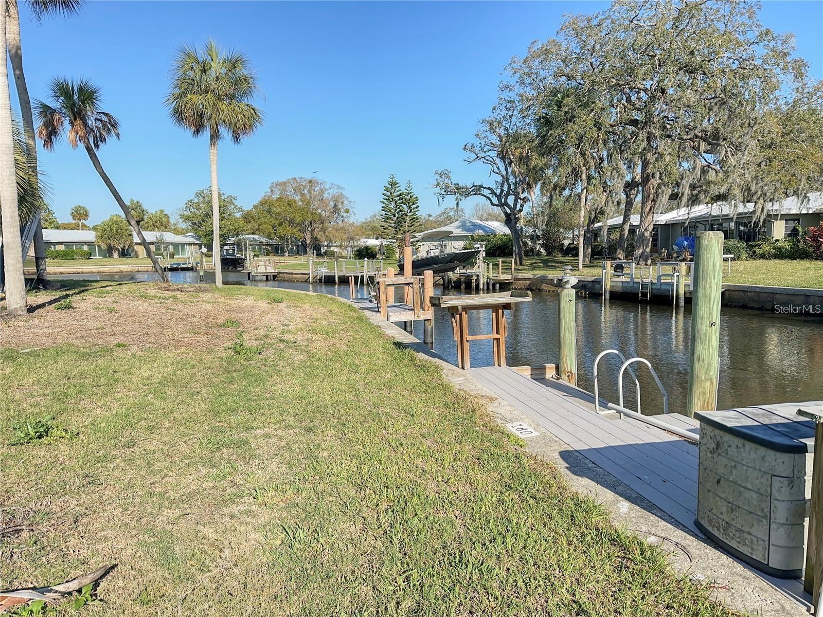 Listing photo id 26 for 11616 Kingfisher Court 180