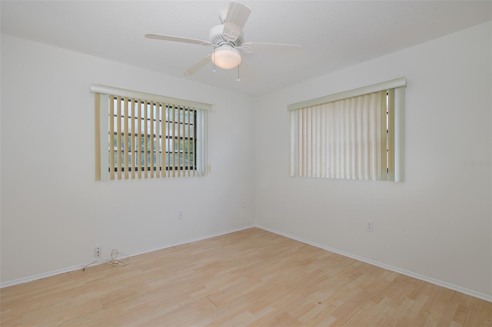 Listing photo id 24 for 11127 Water Oak Drive