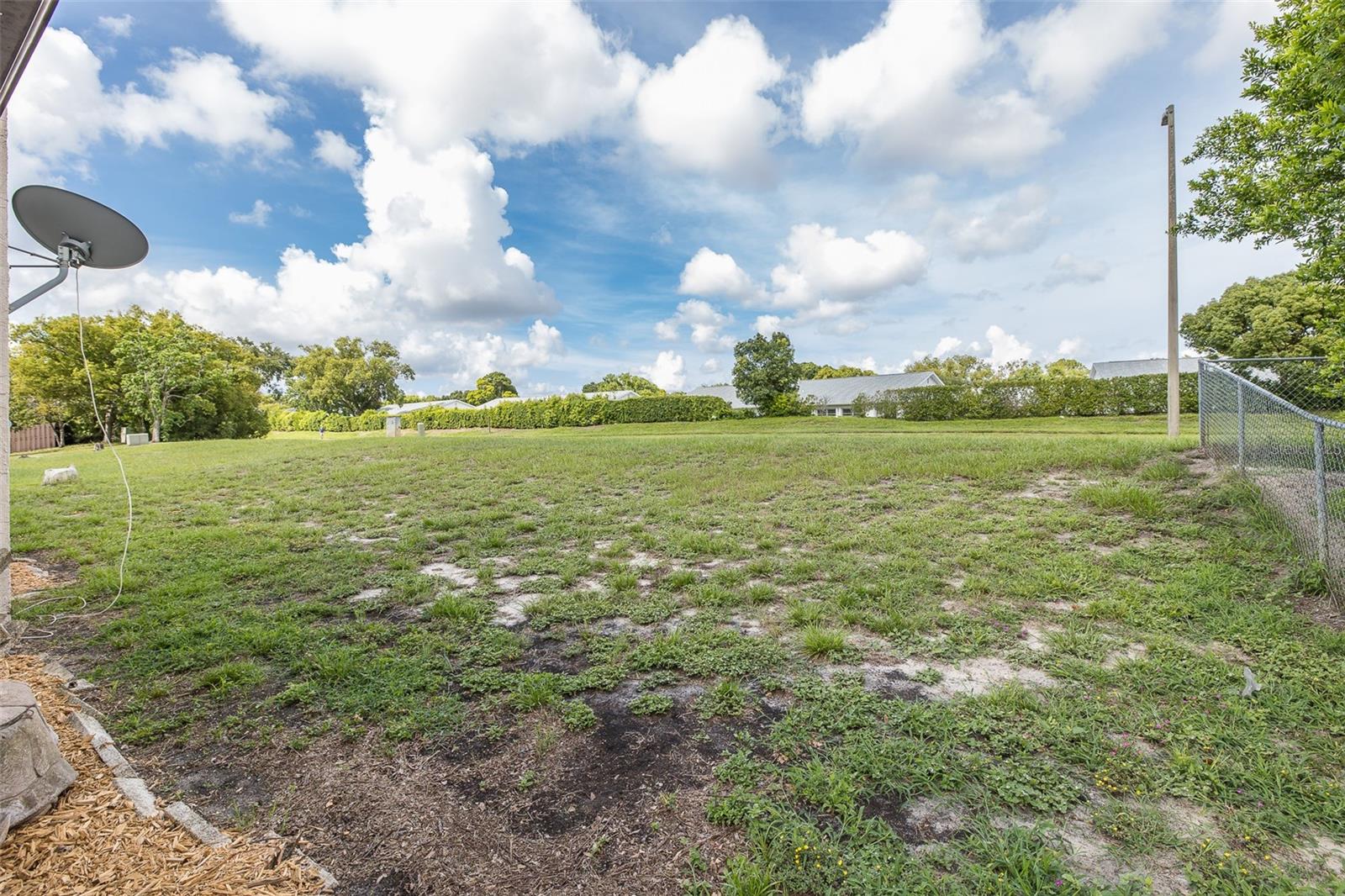 Listing photo id 34 for 11127 Water Oak Drive