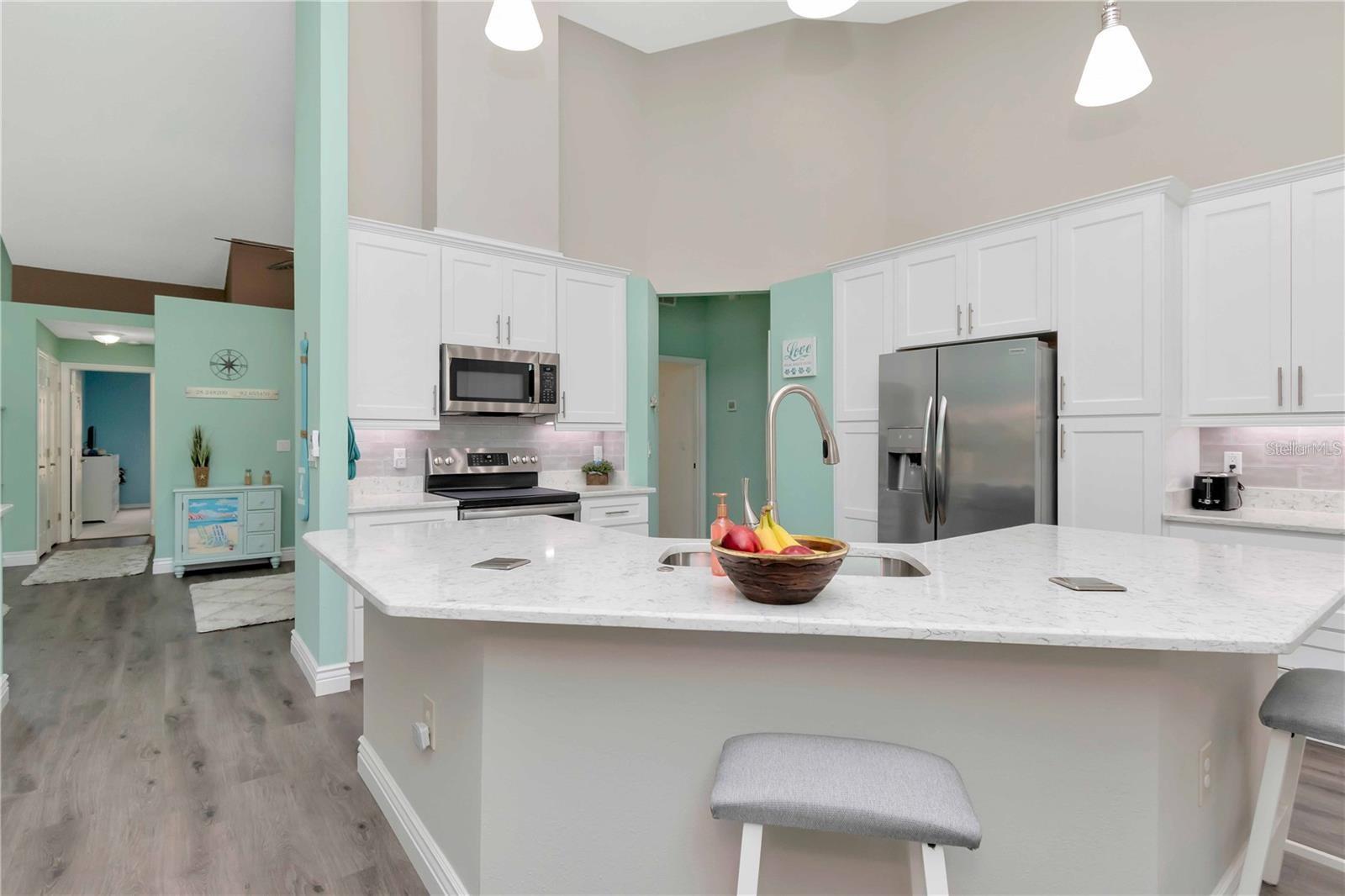 Image 12 of 39 For 9626 Woodhollow Court
