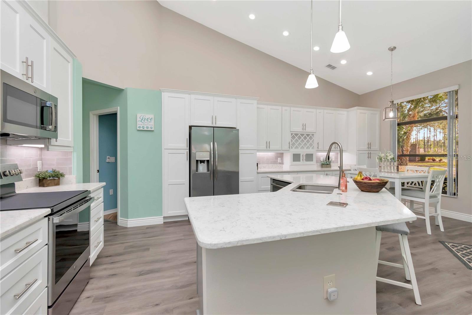Image 13 of 39 For 9626 Woodhollow Court
