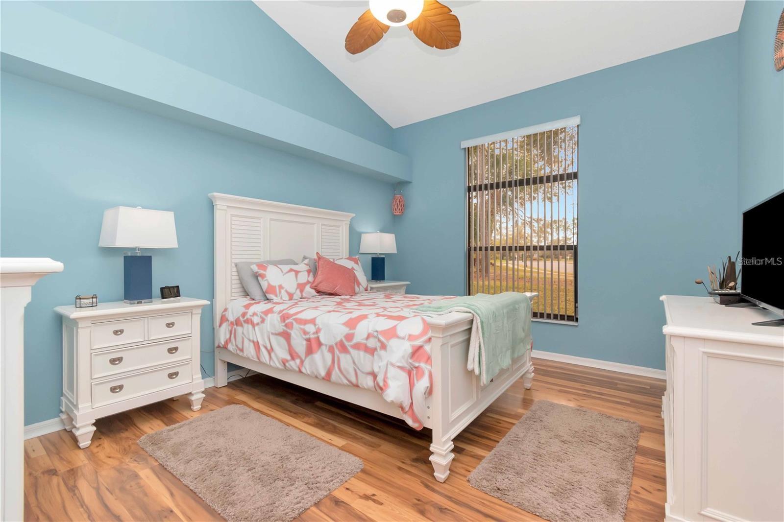 Image 16 of 39 For 9626 Woodhollow Court