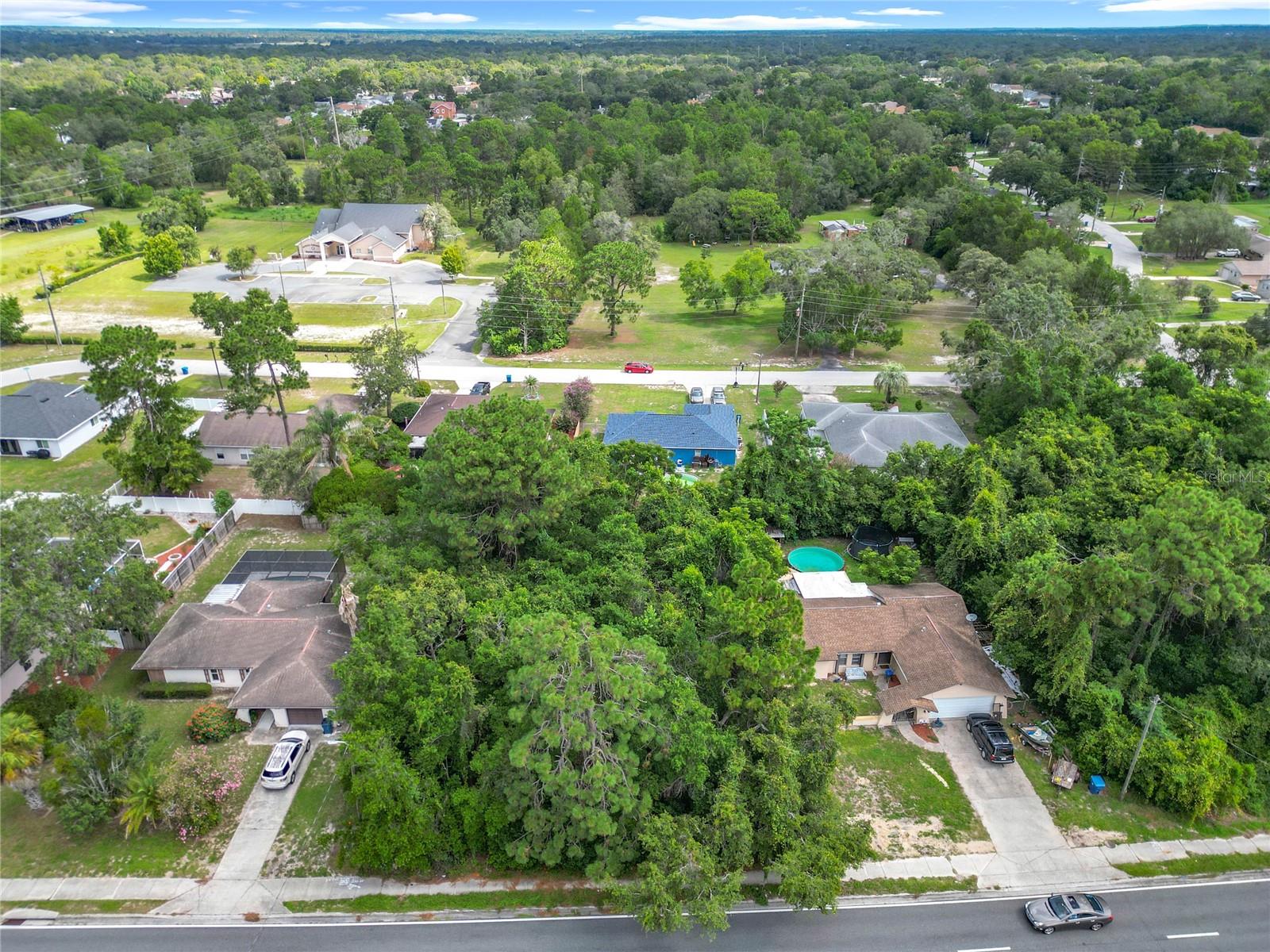 Listing photo id 0 for 9449 Spring Hill Drive