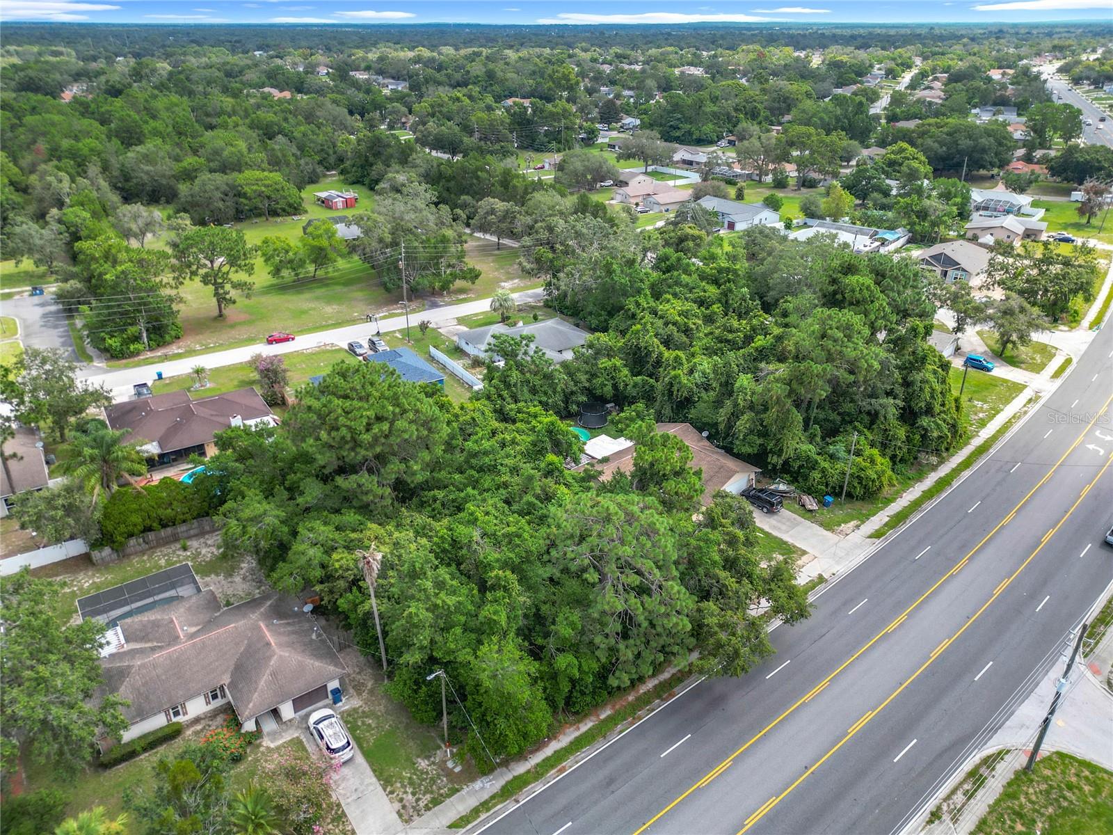 Listing photo id 1 for 9449 Spring Hill Drive