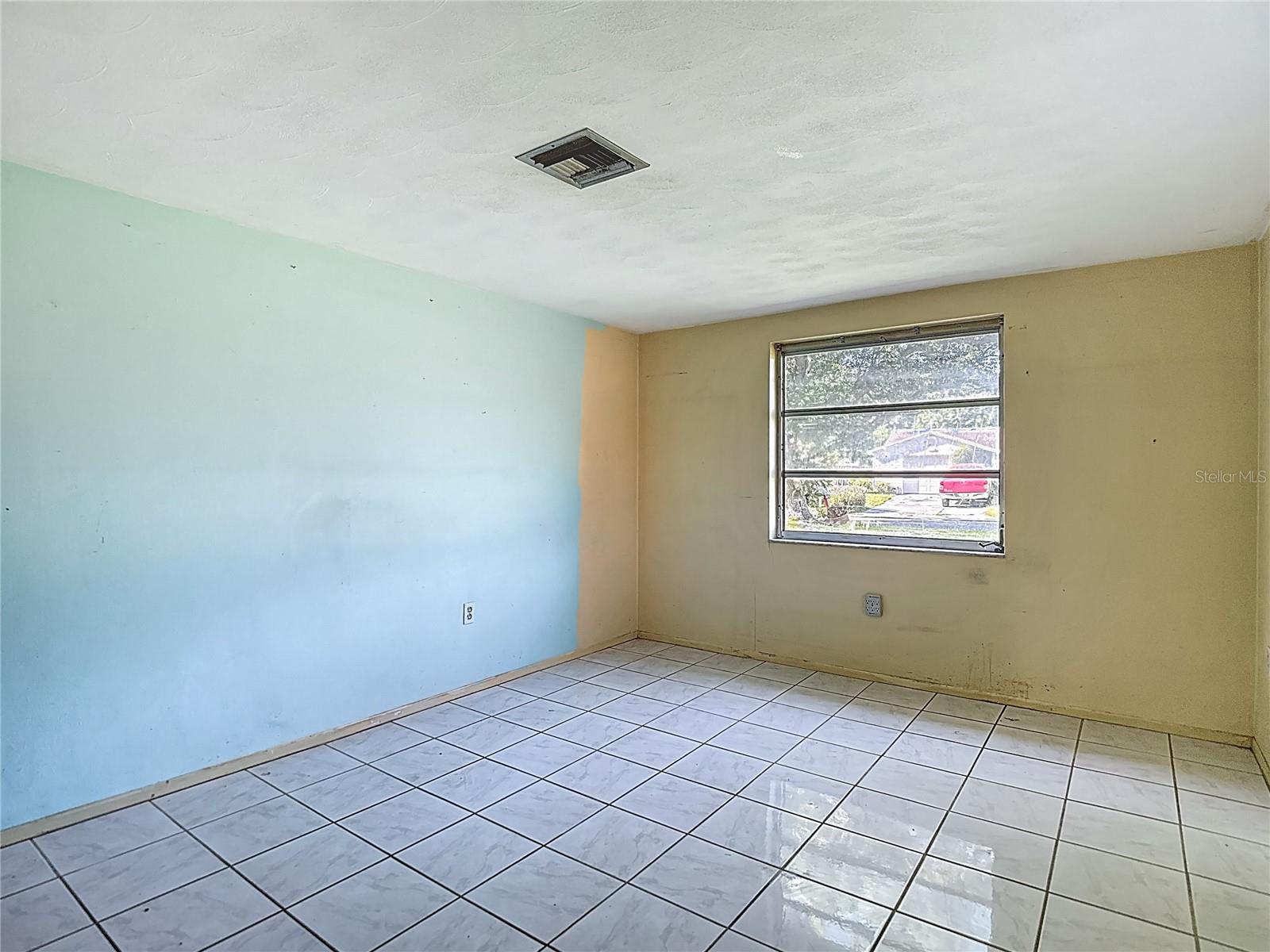 Listing photo id 34 for 7109 Kapp Court