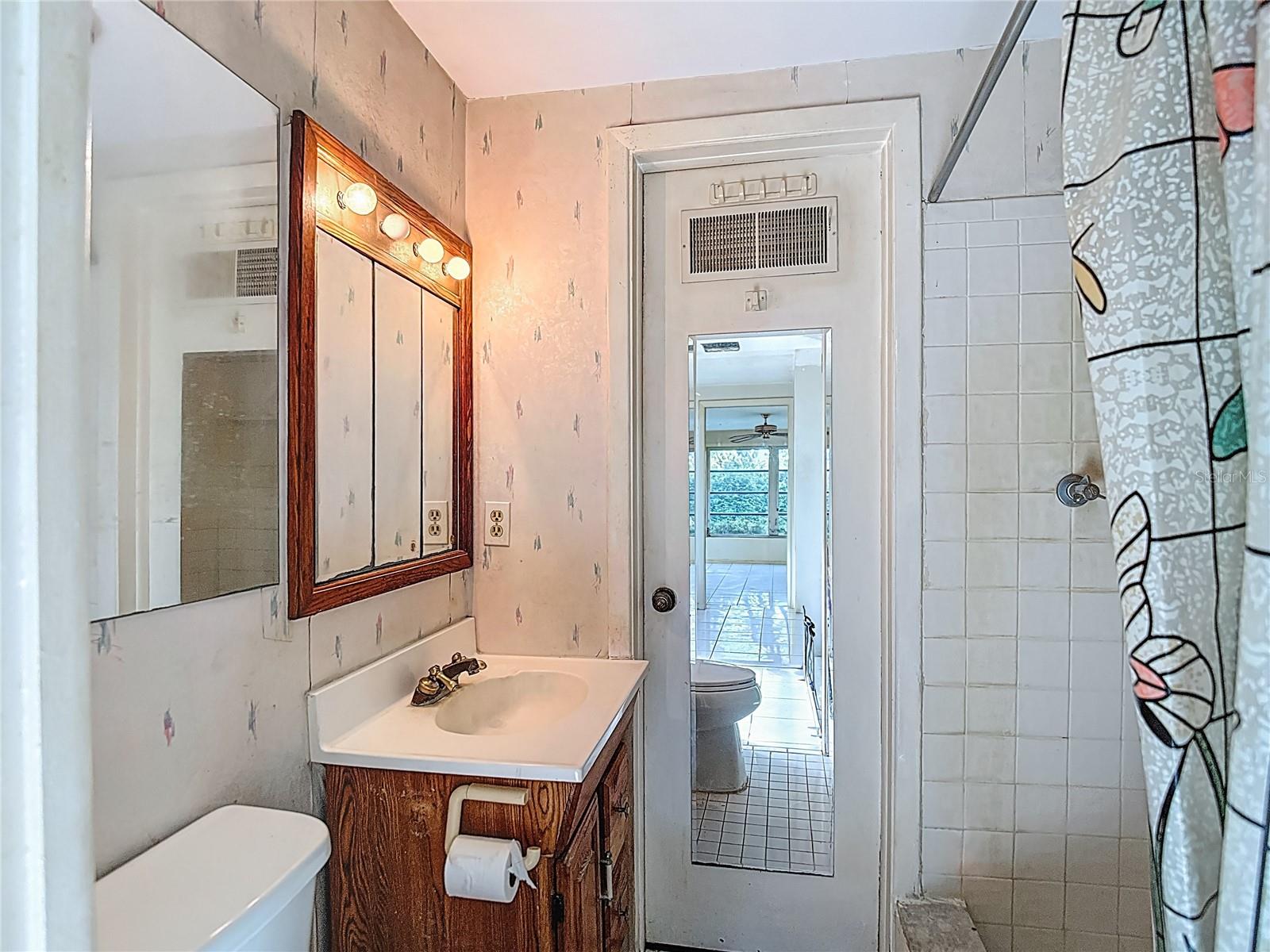 Listing photo id 37 for 7109 Kapp Court