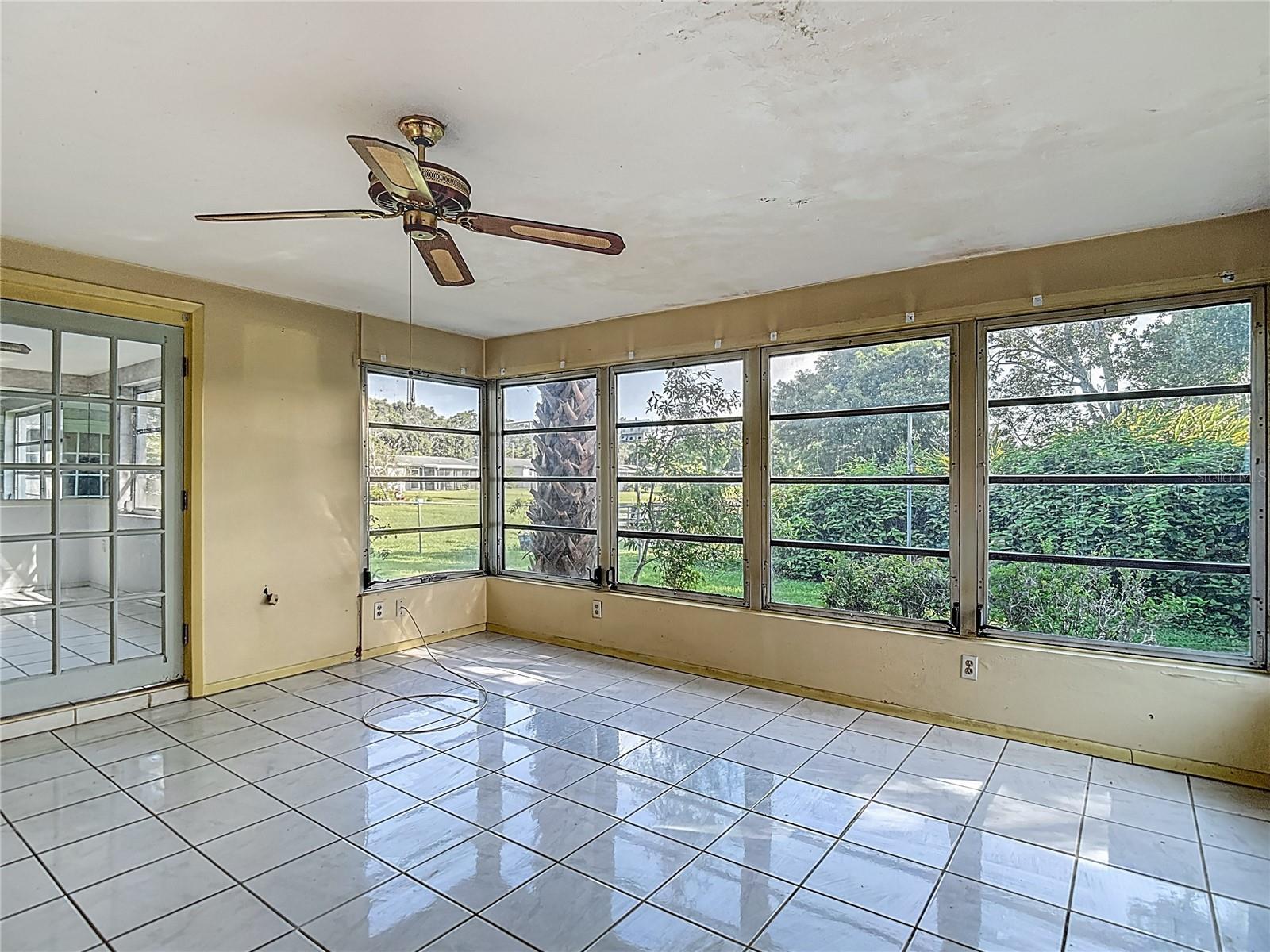 Listing photo id 43 for 7109 Kapp Court