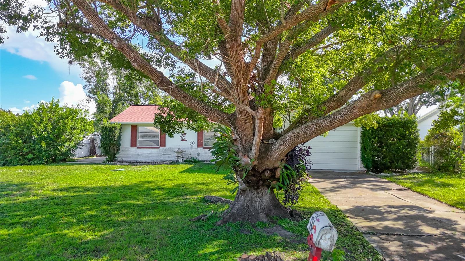 Listing photo id 7 for 7109 Kapp Court