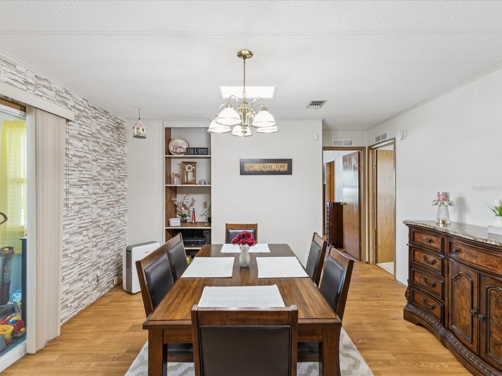 Image 13 of 47 For 14292 Adair Street