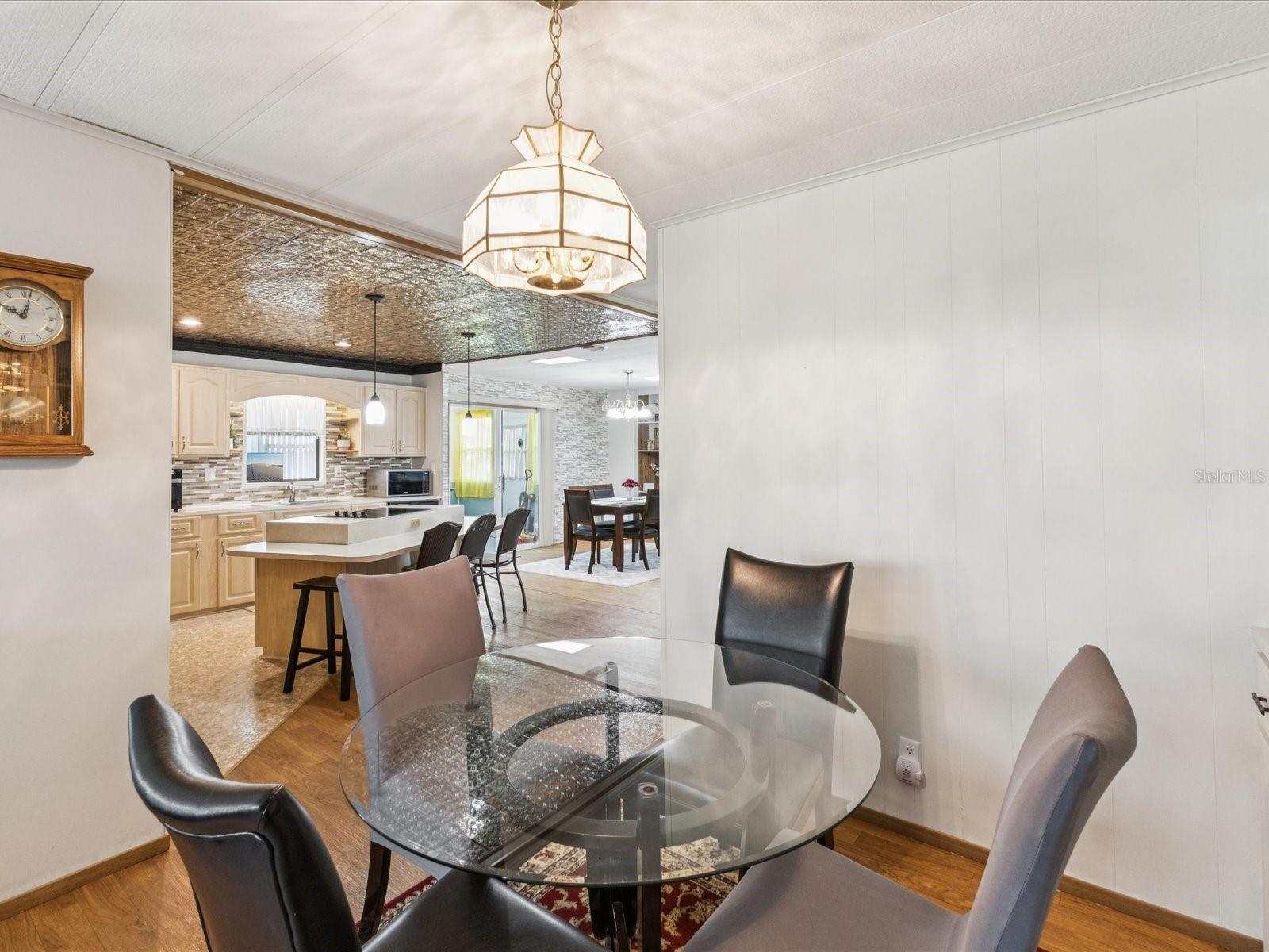 Image 14 of 47 For 14292 Adair Street