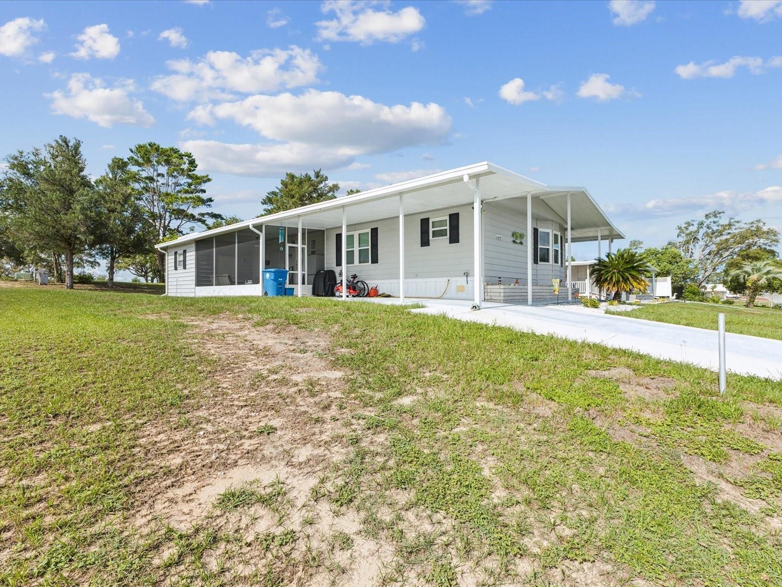 Image 3 of 47 For 14292 Adair Street