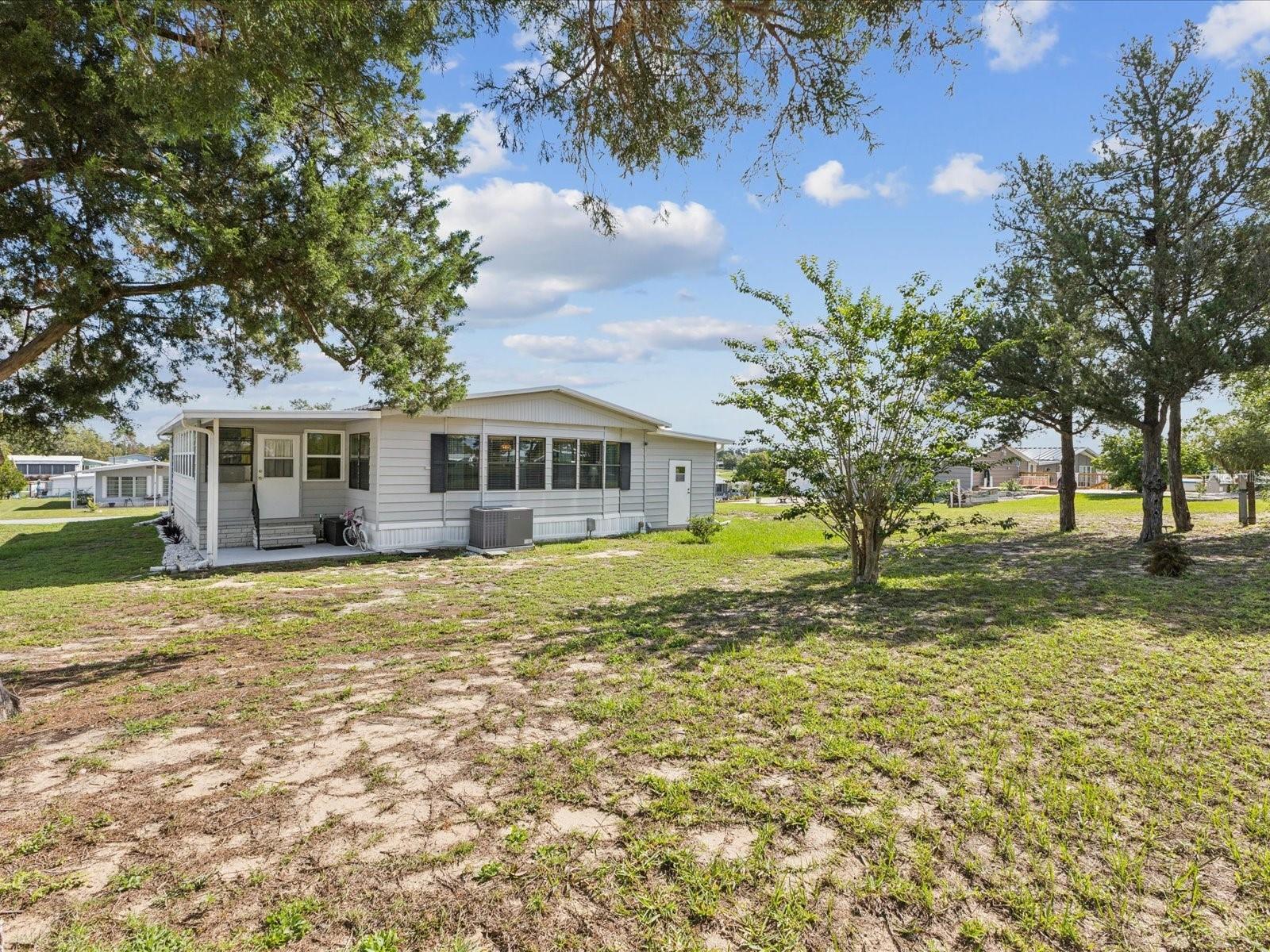 Image 33 of 47 For 14292 Adair Street