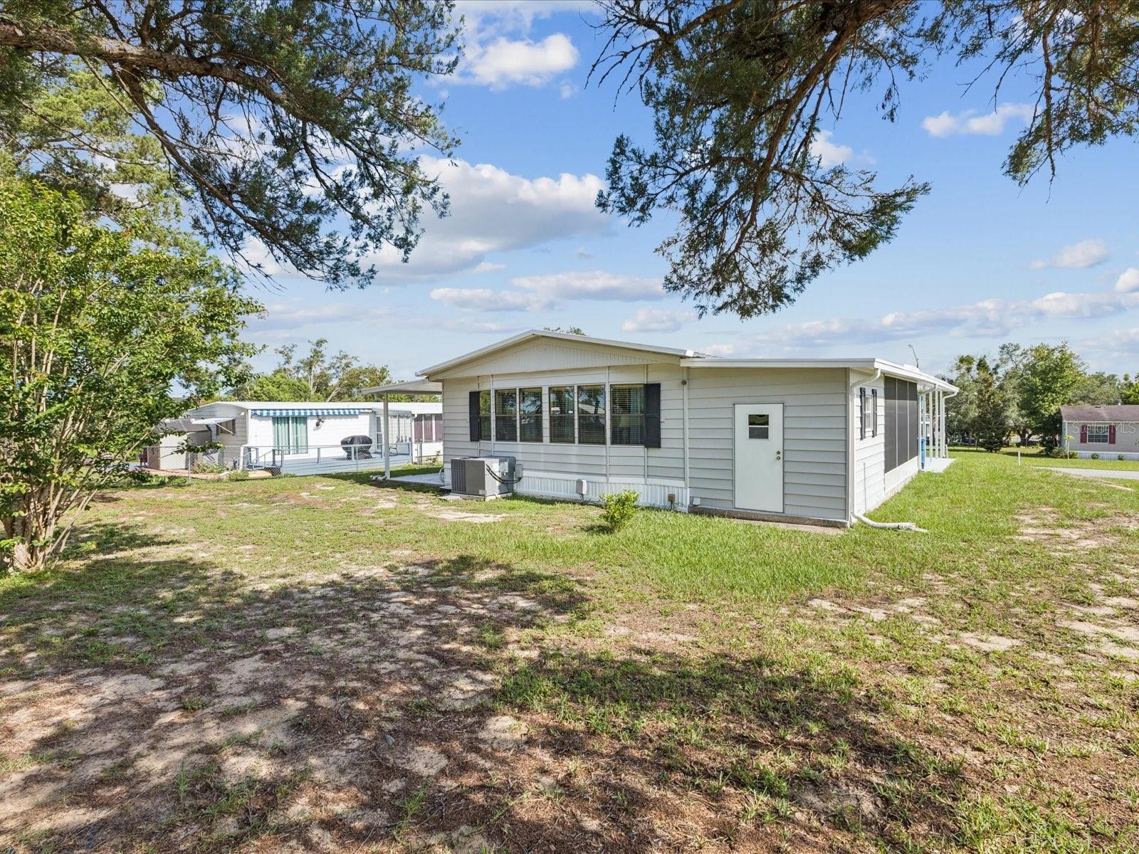 Image 34 of 47 For 14292 Adair Street