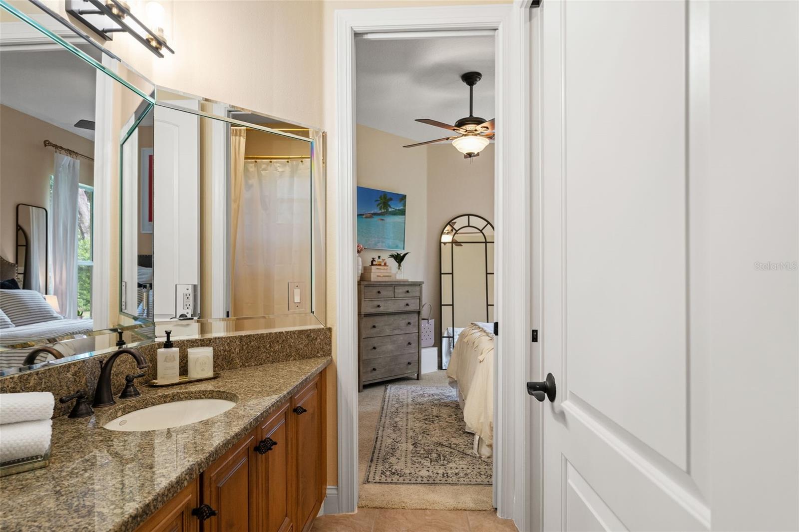 Image 40 of 58 For 14042 Grandeur Way