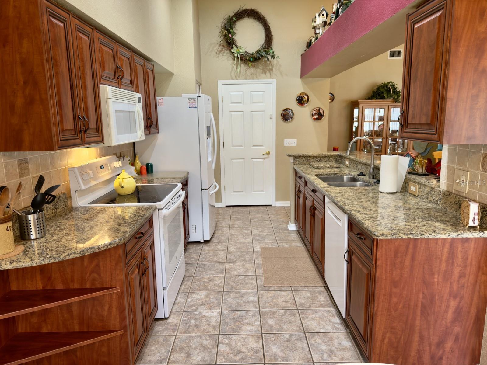 Image 19 of 67 For 18602 Bent Pine Drive