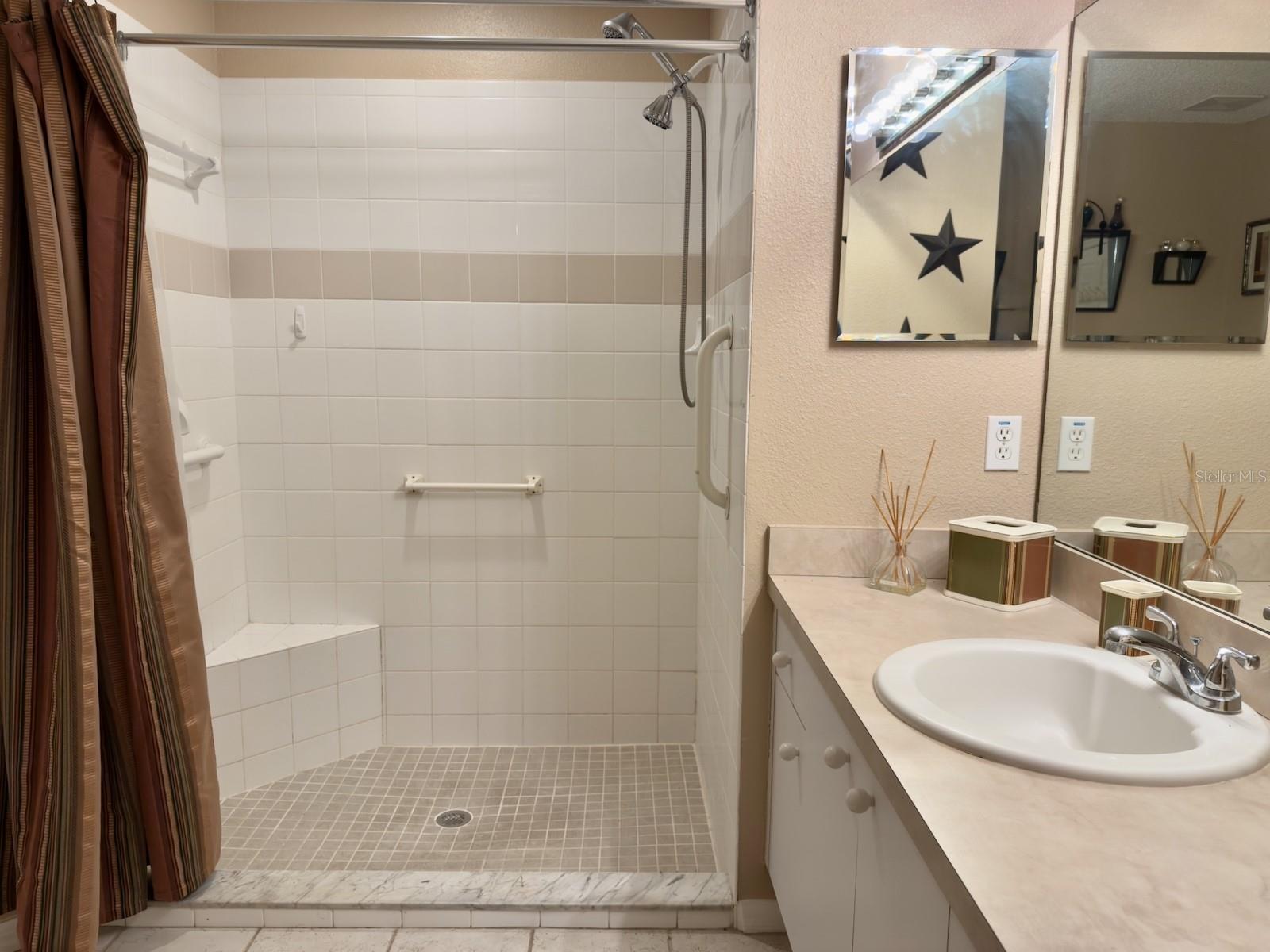 Image 31 of 67 For 18602 Bent Pine Drive
