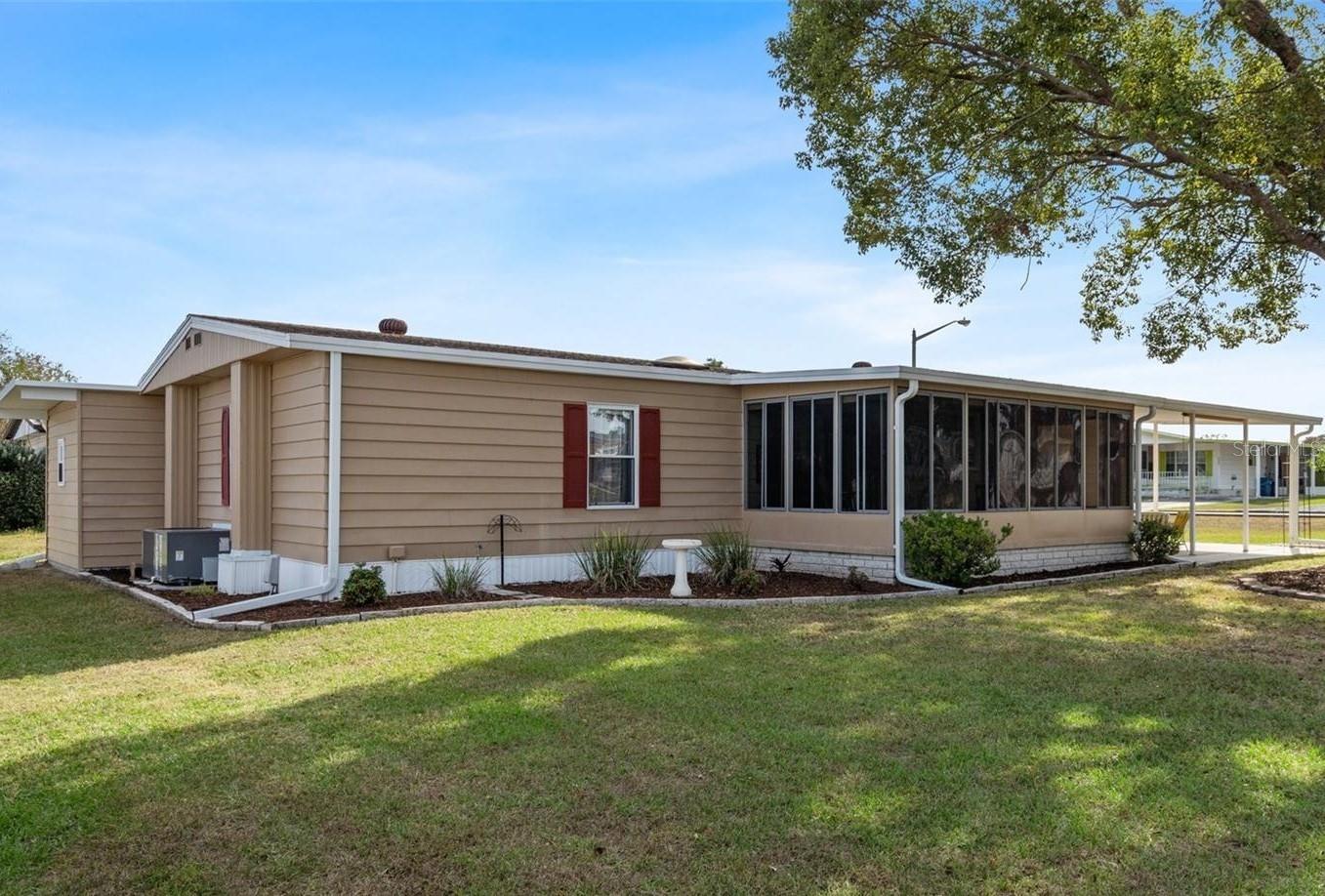 Listing photo id 3 for 14327 Starcross Street