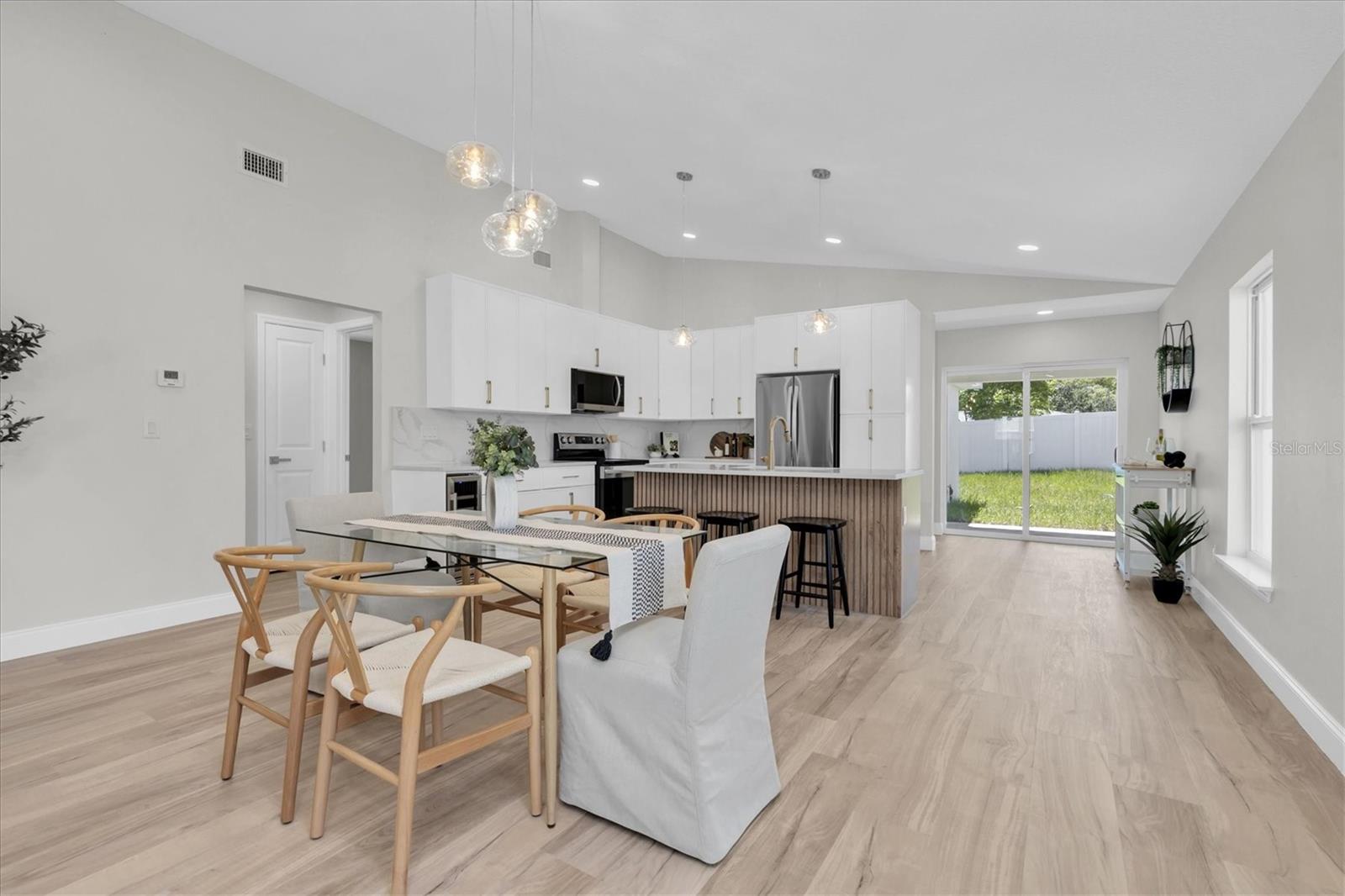 Image 7 of 30 For 6529 Taylor Court