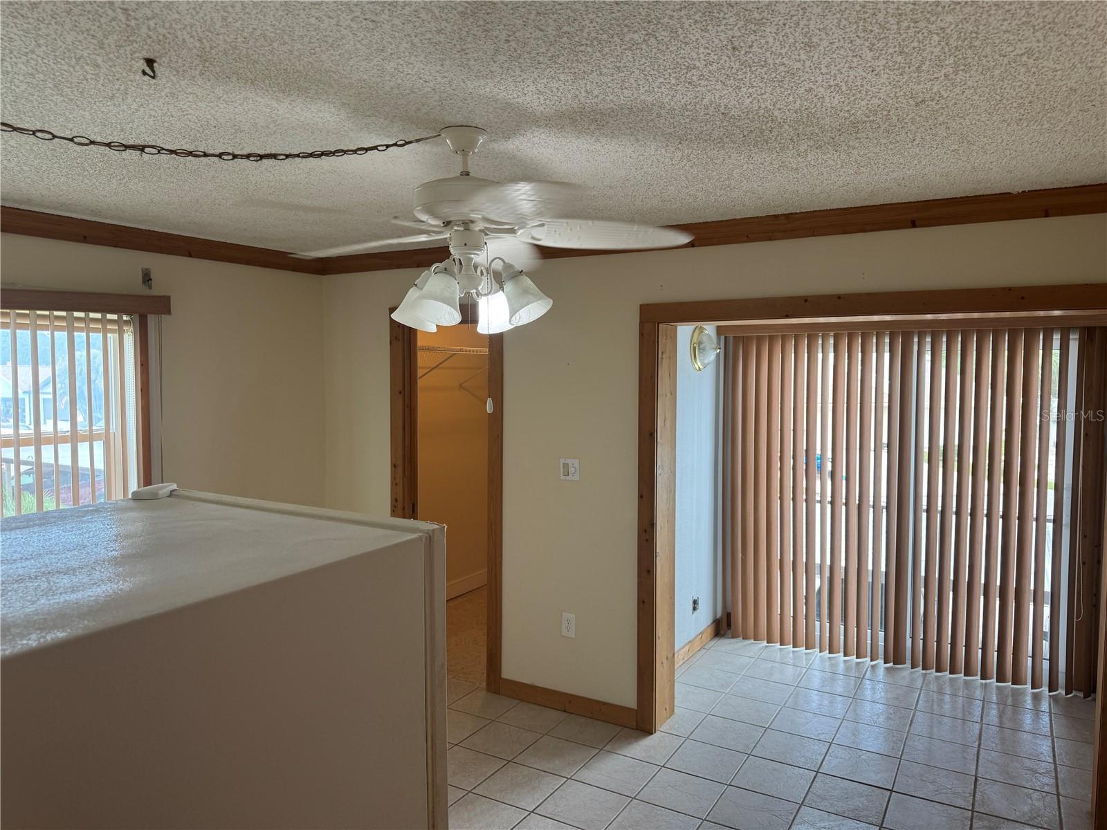 Image 30 of 48 For 4518 Garnet Drive 201