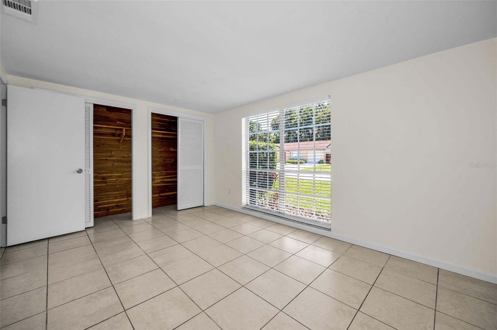 Image 9 of 18 For 3545 Springfield Drive
