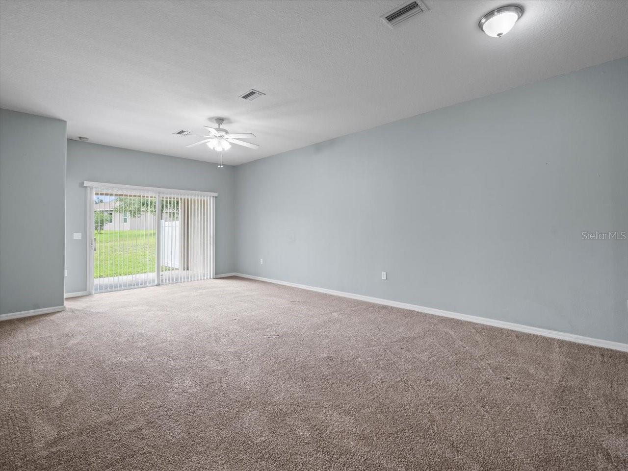 Image 15 of 33 For 3891 Crossline Drive