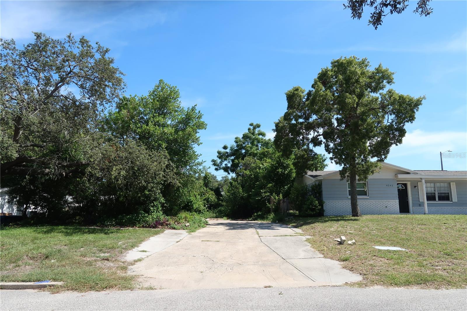 Details for 4250 Oak Bluff Avenue, HOLIDAY, FL 34691
