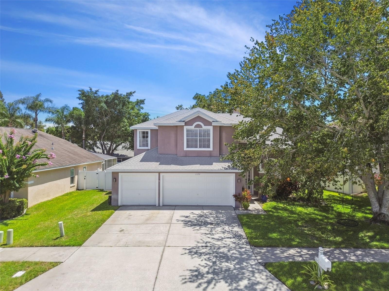 Details for 1120 Bluffs Circle, DUNEDIN, FL 34698